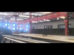 เก็บกระดาษไว้ในกระดานที่เคลือบ